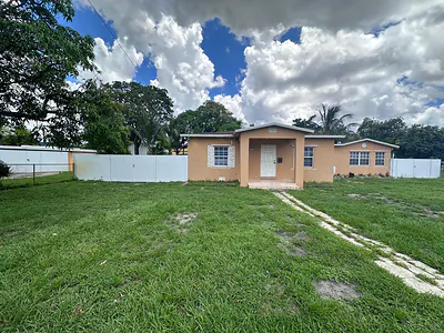 5640 Tyler Street, Hollywood, FL 33021 Hollywood FL