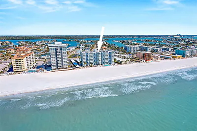 17400 GULF BOULEVARD H-2 #H-2 Redington Shores FL