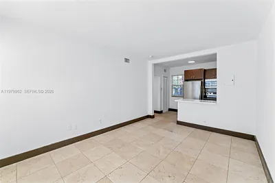 541 NE 62nd St 10 #10 Miami FL