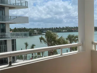 6820 Indian Creek Dr 3B #3B Miami Beach FL