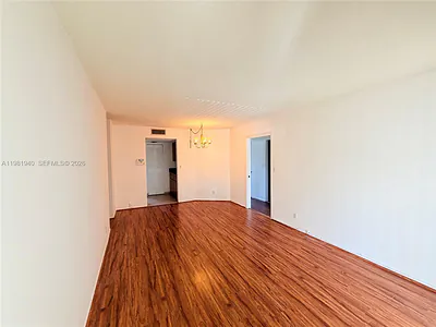 107 Gardens Dr 106 #106 Pompano Beach FL