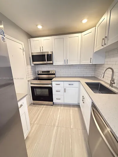 2261 NE 67th St 1823 #1823 Fort Lauderdale FL