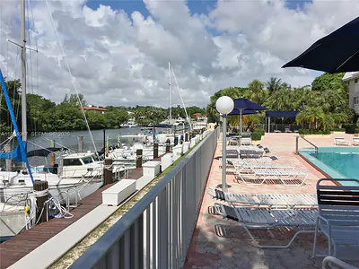 100 Edgewater Dr 342 #342 Coral Gables FL
