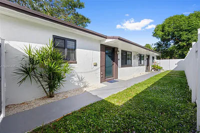 511 NW 93rd St 511 #511 Miami FL