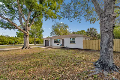 7691 14TH STREET N St Petersburg FL