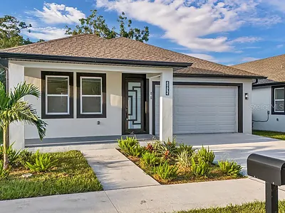 2835 60TH AVENUE N St Petersburg FL