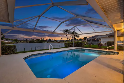432 NE 18TH AVENUE Cape Coral FL