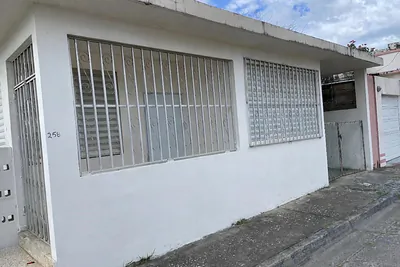 Calle Antonio González CALLE ANTONIO GONZÁLEZ Arecibo PR