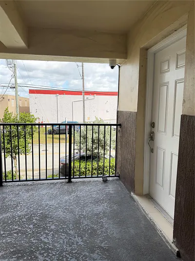1550 W 7th Ct 10 #10 Hialeah FL