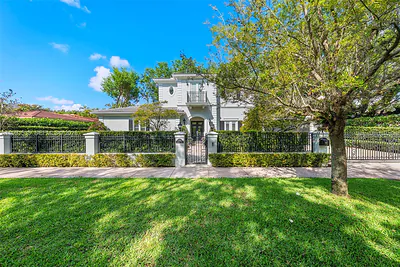 6900 Altamira St Coral Gables FL