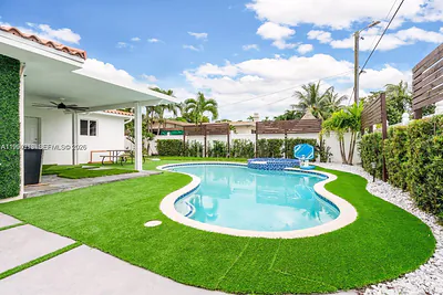 1040 N Royal Poinciana Blvd 0 Miami Springs FL