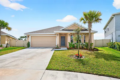 425 KYLAR DRIVE NW Palm Bay FL