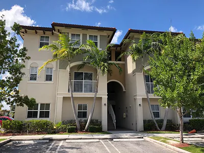 8760 NW 97th Ave 201 #201 Doral FL