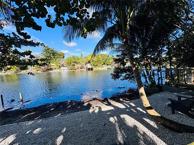 4311 SW 31st Dr West Park FL
