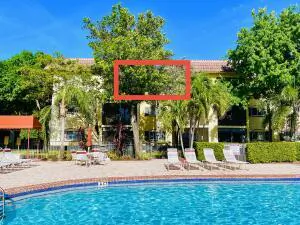 257 S Cypress Road 443, Pompano Beach, FL 33060 #443 Pompano Beach FL