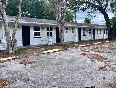 707 ROSERY ROAD NW 2 #2 Largo FL