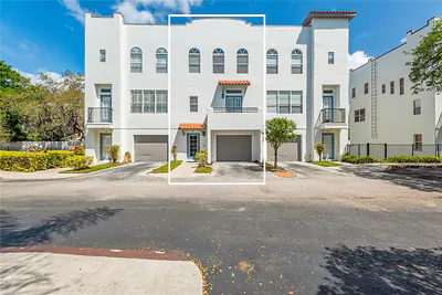 3117 TOSCANA CIRCLE Tampa FL