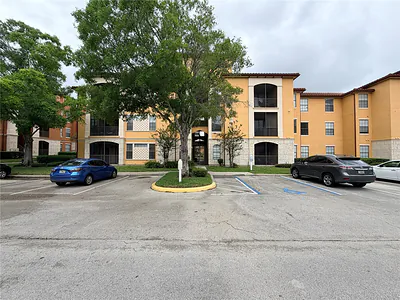 6153 METROWEST BOULEVARD 104 #104 Orlando FL