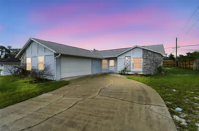 2351 MONTANO STREET Deltona FL