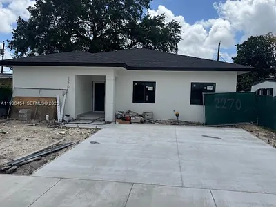 2270 Service Rd Opa Locka FL
