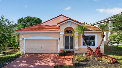 16307 NW 17th Ct Pembroke Pines FL