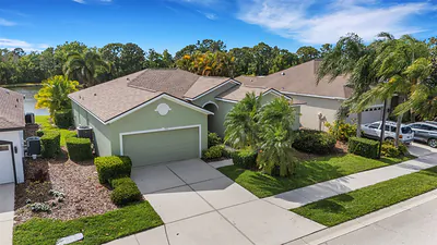 378 LONDONDERRY DRIVE Sarasota FL
