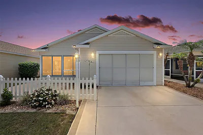 1858 ENDSLEY COURT The Villages FL