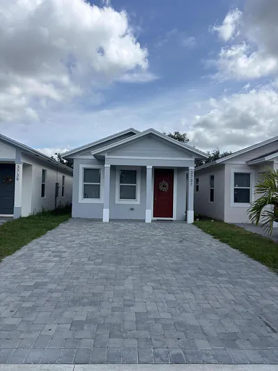 3731 Saginaw Avenue, West Palm Beach, FL 33409 West Palm Beach FL