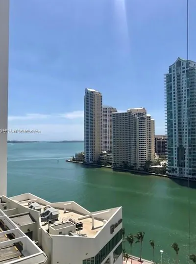 300 S Biscayne Blvd L-L32 #L-L32 Miami FL