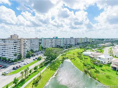 950 Hillcrest Dr 503 #503 Hollywood FL