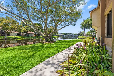 28 Wimbledon Lake Drive 222, Plantation, FL 33324 #222 Plantation FL
