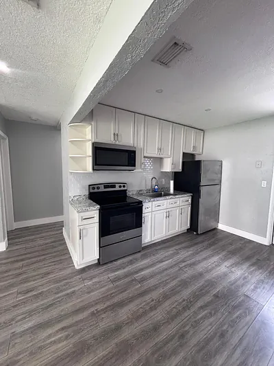 6760 Park Street B, Hollywood, FL 33024 #B Hollywood FL