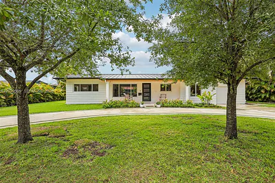 5620 SW 63rd Ct South Miami FL