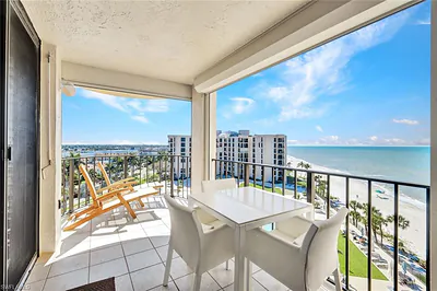 3215 Gulf Shore BLVD N 704N #704N NAPLES FL