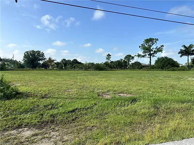 1104 NE 32nd LN CAPE CORAL FL