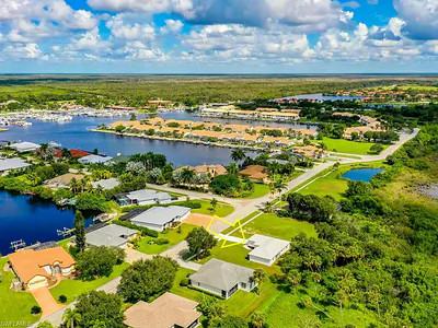 200 Cays DR NAPLES FL