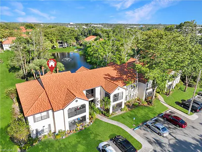 2058 Arbour Walk CIR 3322 #3322 NAPLES FL