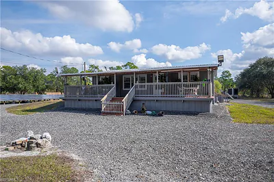 825 S Romero ST CLEWISTON FL
