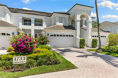 1733 Gulfstar DR S 302 #302 NAPLES FL