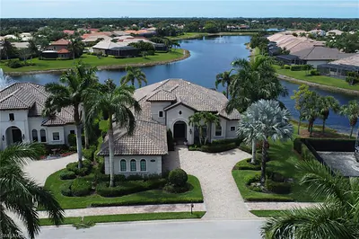 6685 Costa CIR NAPLES FL