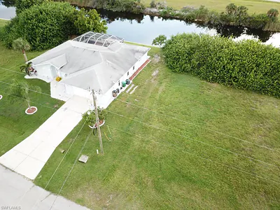 300 29th PL CAPE CORAL FL