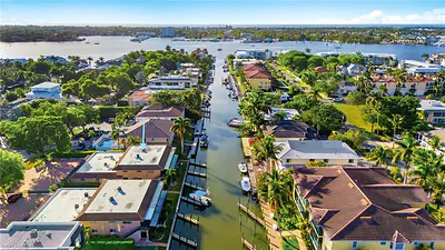 1517 Chesapeake AVE B3 #B3 NAPLES FL