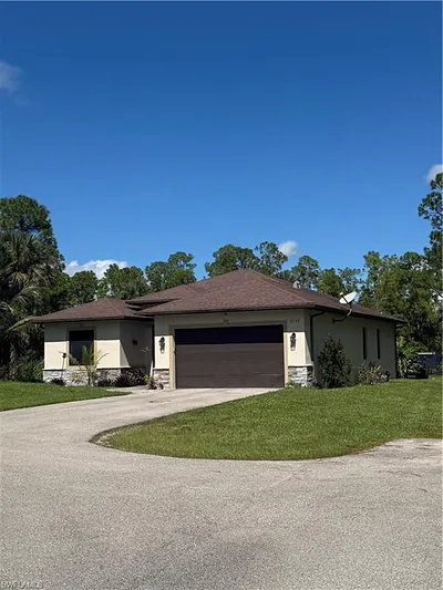 2735 12th AVE NE NAPLES FL