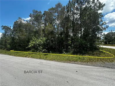 700 Barcia ST E LEHIGH ACRES FL