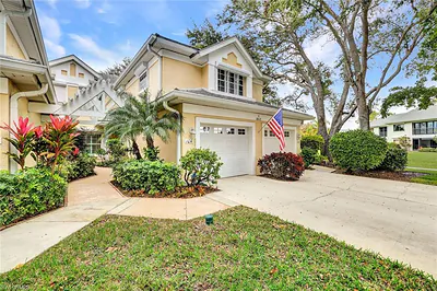2847 Aintree LN A104 #A104 NAPLES FL