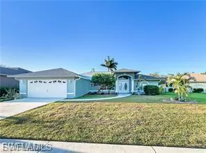 7631 Woodland Bend CIR FORT MYERS FL