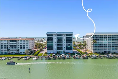 2650 Gulf Shore BLVD N 701 #701 NAPLES FL