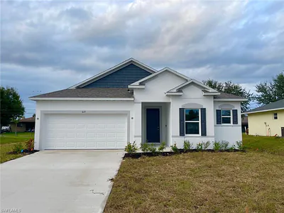 617 SE 3rd TER CAPE CORAL FL