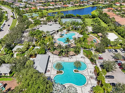 2080 Wellington ST NAPLES FL