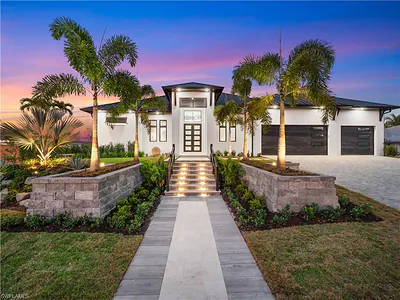 111 Montrose DR FORT MYERS FL